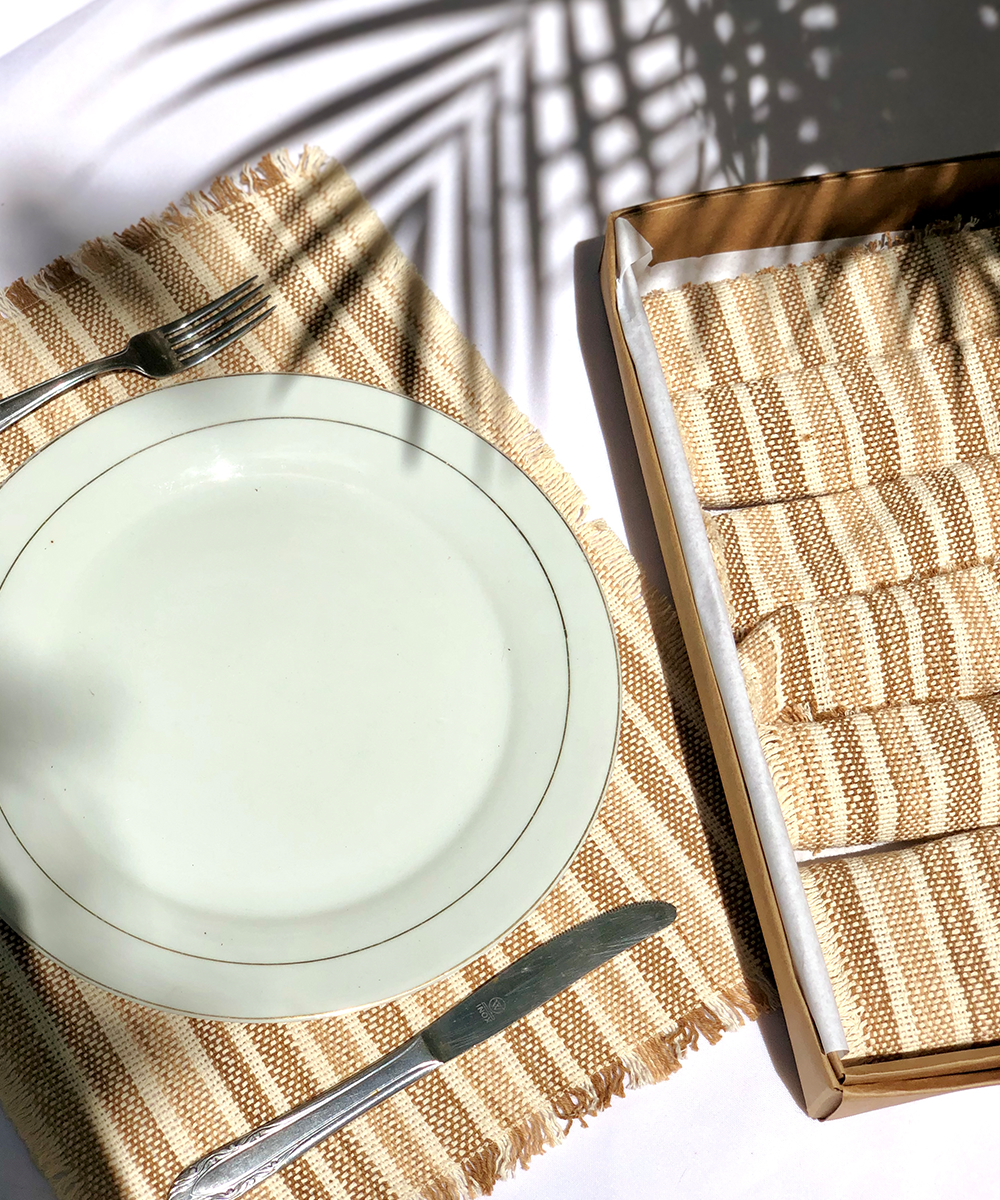 Individuales y Caminero Faja Color Beige – Café